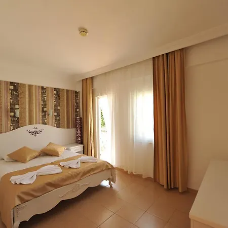 Taner 3* Ölüdeniz