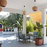 Taner Hotel 3*