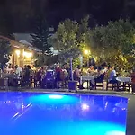 Taner Hotel