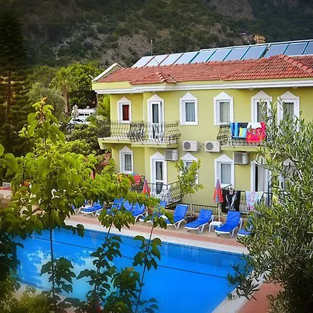 Taner Otel 3*